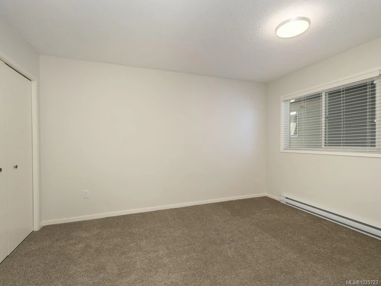 1178/1180 Tattersall Drive, Saanich, BC, V8P 1Y9 - 26