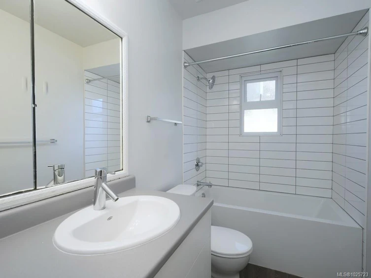 1178/1180 Tattersall Drive, Saanich, BC, V8P 1Y9 - 28