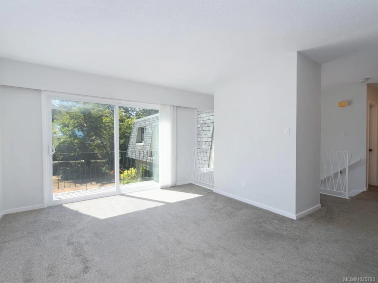 1178/1180 Tattersall Drive, Saanich, BC, V8P 1Y9 - 21