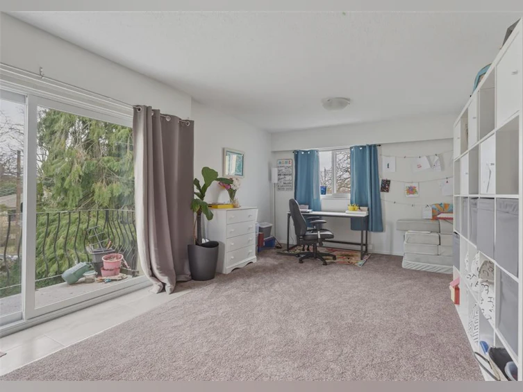 1178/1180 Tattersall Drive, Saanich, BC, V8P 1Y9 - 10