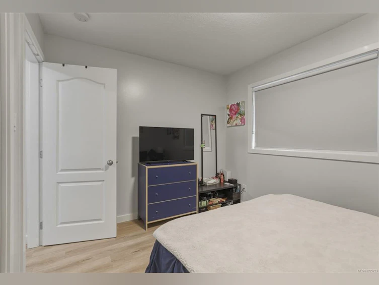 1178/1180 Tattersall Drive, Saanich, BC, V8P 1Y9 - 6