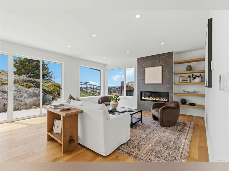 3700 Kootenay Place, Saanich, BC, V8P 2G2 - 16