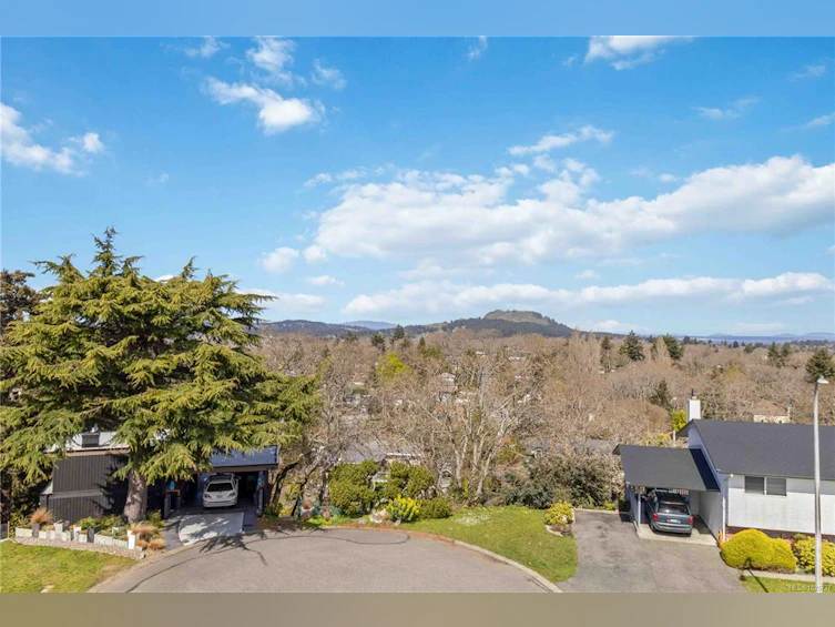 3700 Kootenay Place, Saanich, BC, V8P 2G2 - 94