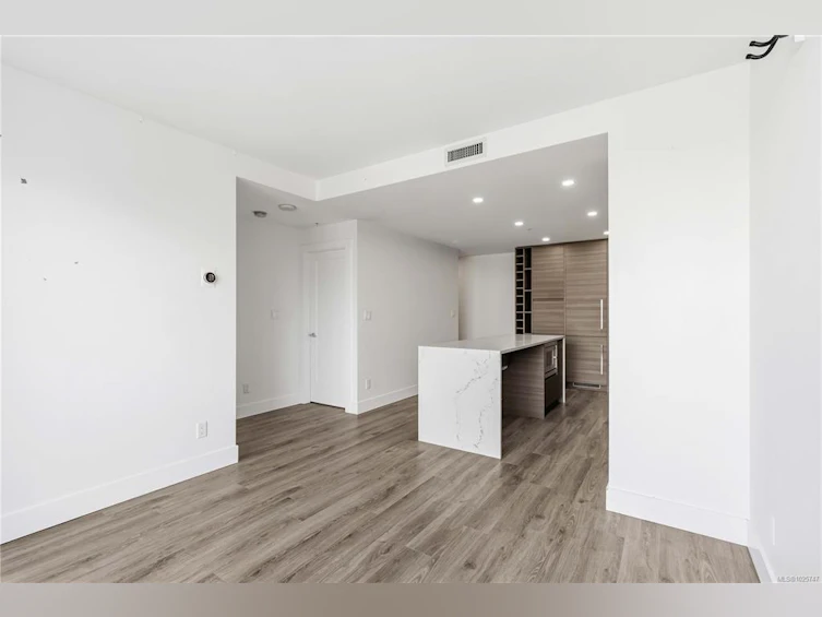 2005-777 Herald Street, Victoria, BC, V8T 0C7 - 12