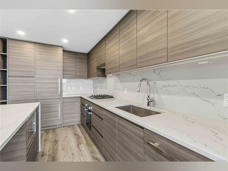 2005-777 Herald Street, Victoria, BC, V8T 0C7 - 17