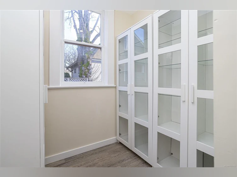 2709 Cedar Hill Road, Victoria, BC, V8T 3H3 - 15