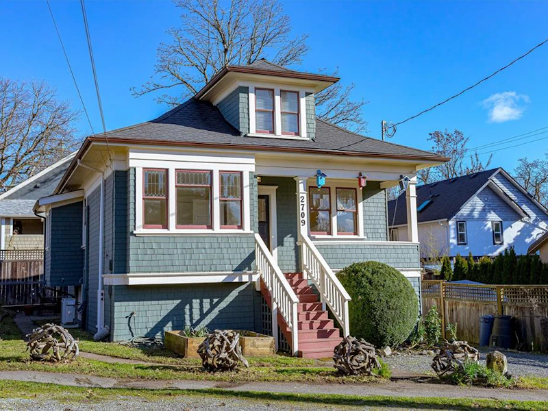 2709 Cedar Hill Road, Victoria BC V8T 3H3