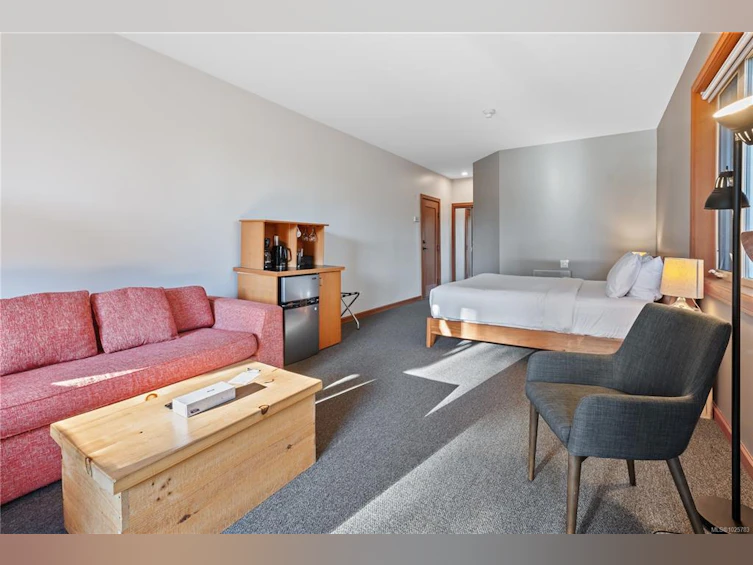 330 Reef Point Road, Ucluelet, BC, V0R 3A0 - 22