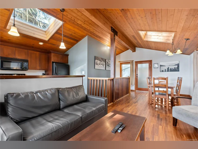 330 Reef Point Road, Ucluelet, BC, V0R 3A0 - 48