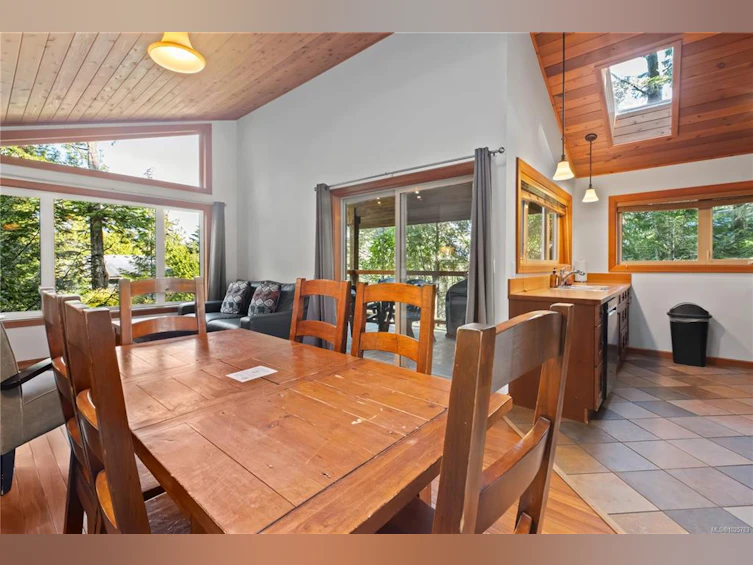 330 Reef Point Road, Ucluelet, BC, V0R 3A0 - 67