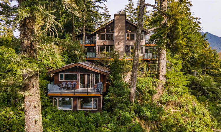 330 Reef Point Road