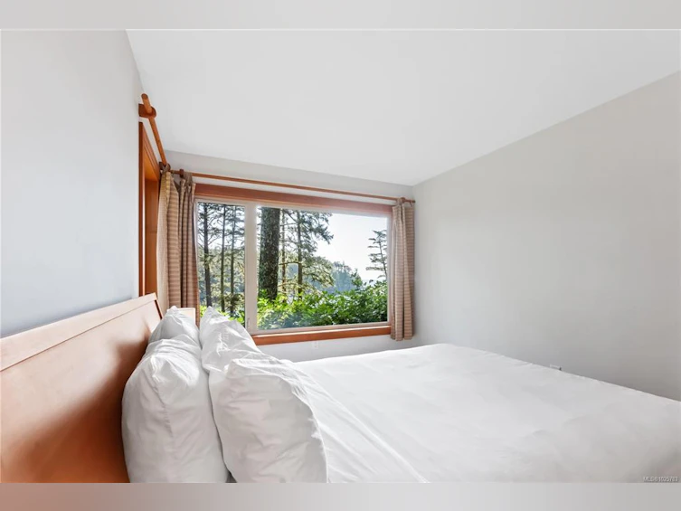 330 Reef Point Road, Ucluelet, BC, V0R 3A0 - 52