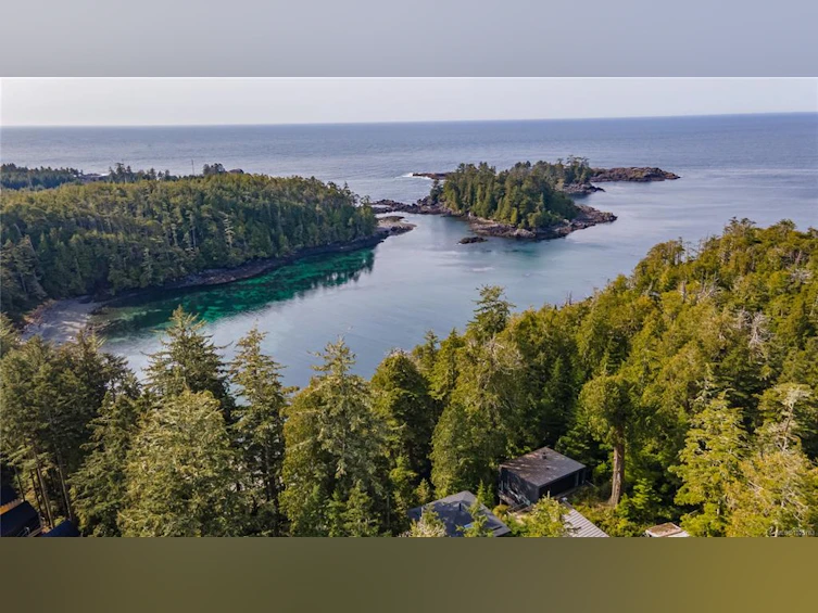330 Reef Point Road, Ucluelet, BC, V0R 3A0 - 2