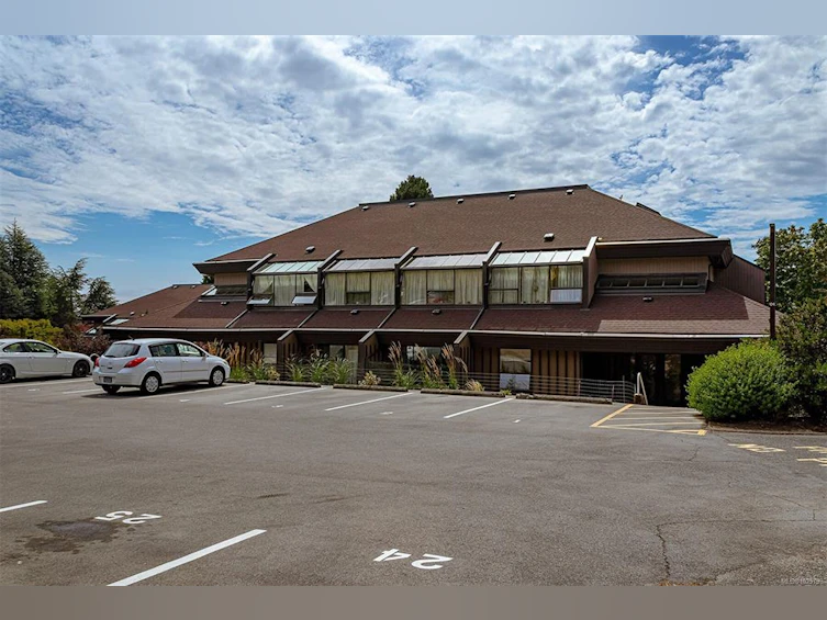 589A-4678 Elk Lake Drive, Saanich, BC, V8Z 5M1 - 27