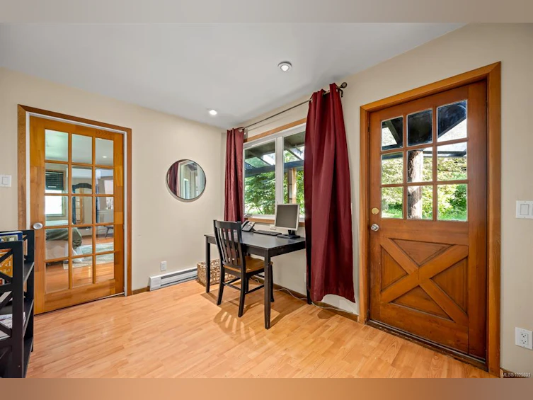 1885 Central Road, Hornby Island, BC, V0R 1Z0 - 69