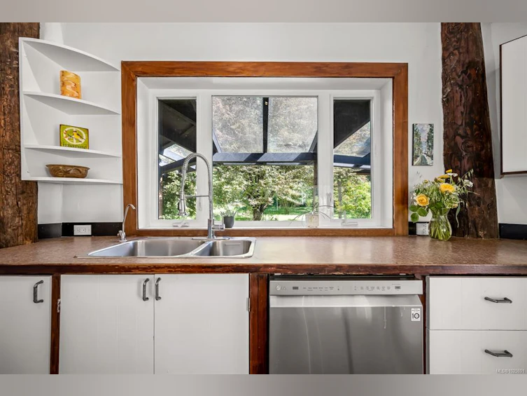 1885 Central Road, Hornby Island, BC, V0R 1Z0 - 54