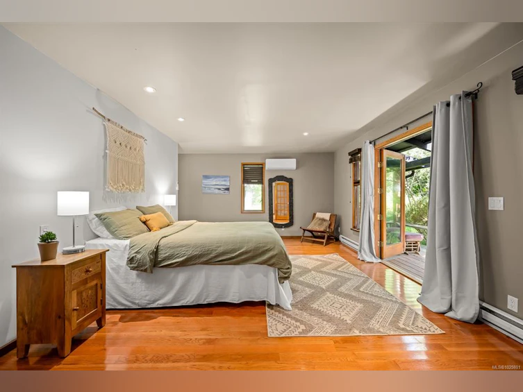 1885 Central Road, Hornby Island, BC, V0R 1Z0 - 63