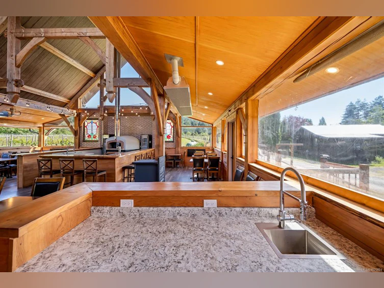 1885 Central Road, Hornby Island, BC, V0R 1Z0 - 13
