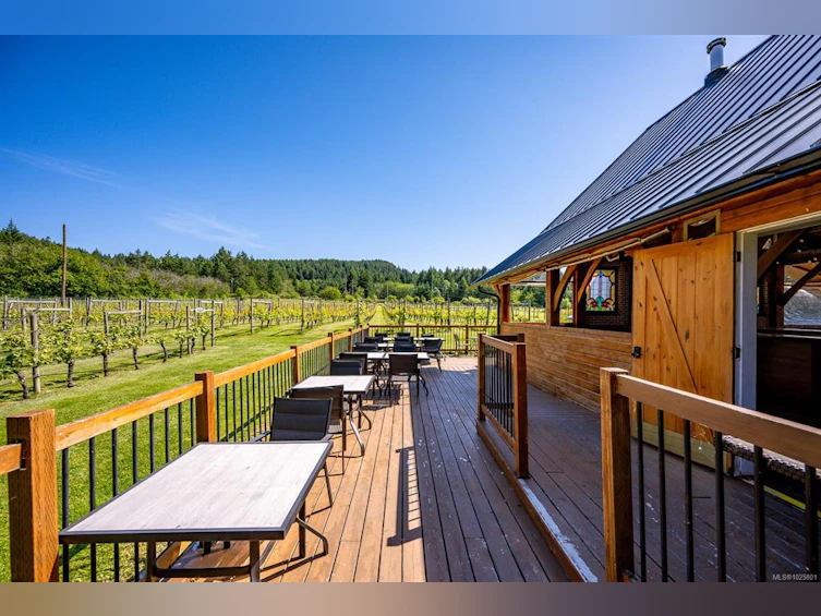 1885 Central Road, Hornby Island, BC, V0R 1Z0 - 23