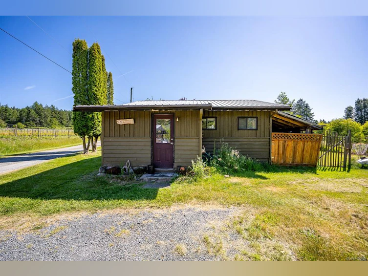 1885 Central Road, Hornby Island, BC, V0R 1Z0 - 89
