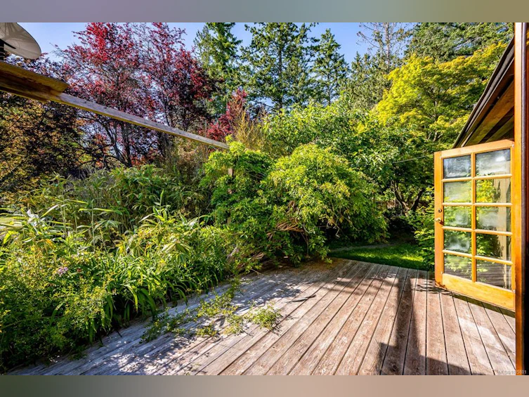 1885 Central Road, Hornby Island, BC, V0R 1Z0 - 57