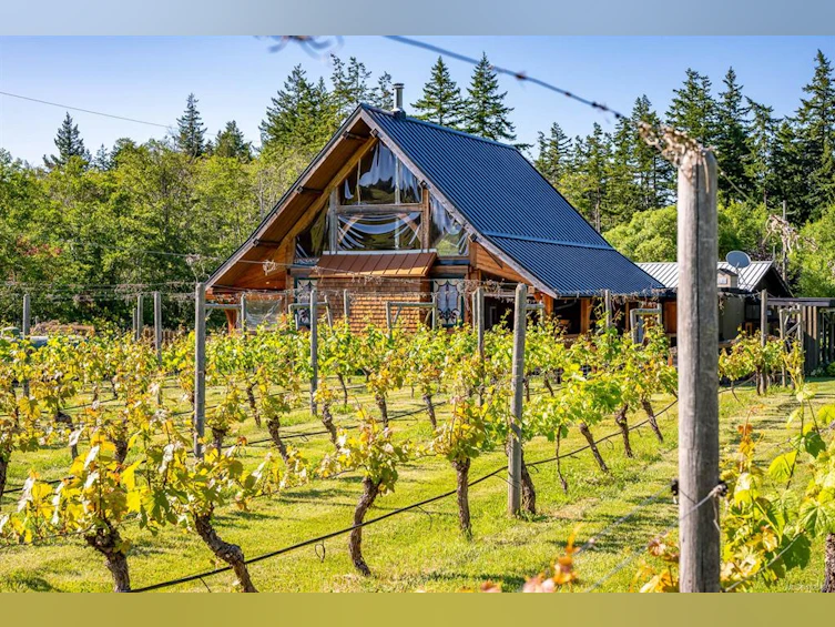 1885 Central Road, Hornby Island, BC, V0R 1Z0 - 3