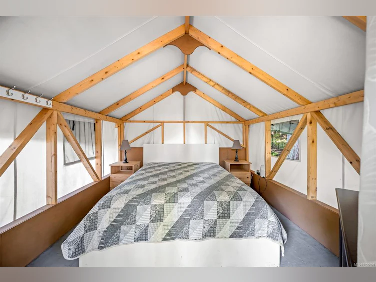 1885 Central Road, Hornby Island, BC, V0R 1Z0 - 86