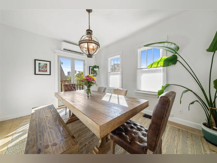 903 Collinson Street, Victoria, BC, V8V 3B7 - 14