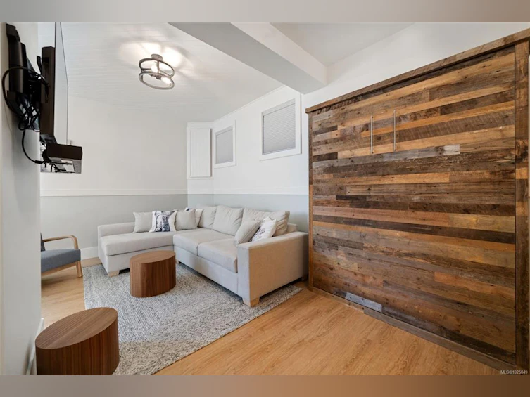 903 Collinson Street, Victoria, BC, V8V 3B7 - 31