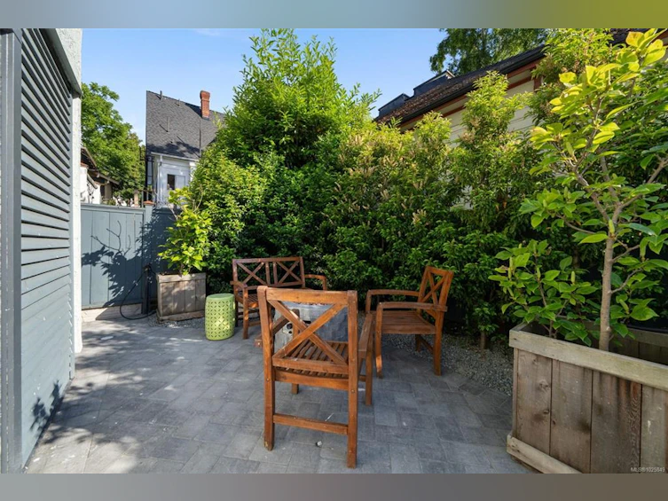 903 Collinson Street, Victoria, BC, V8V 3B7 - 41