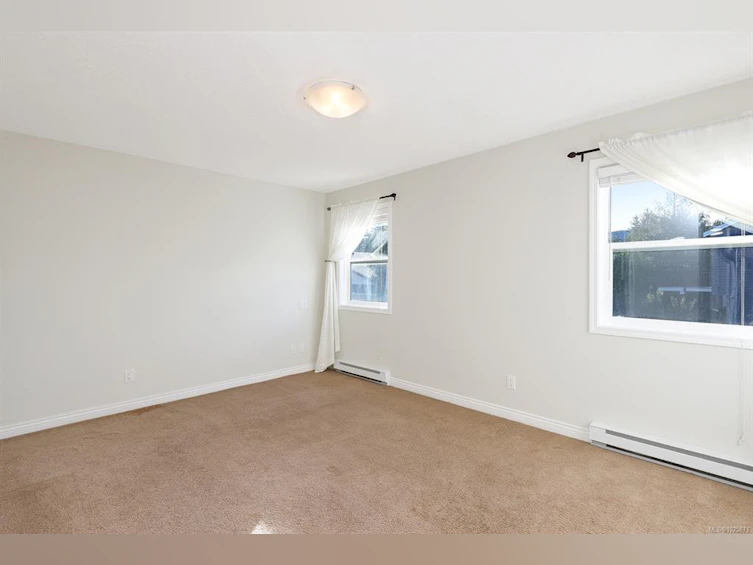 3367 First Street, Cumberland, BC, V0R 1S0 - 13