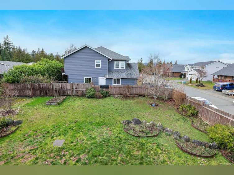 3367 First Street, Cumberland, BC, V0R 1S0 - 22