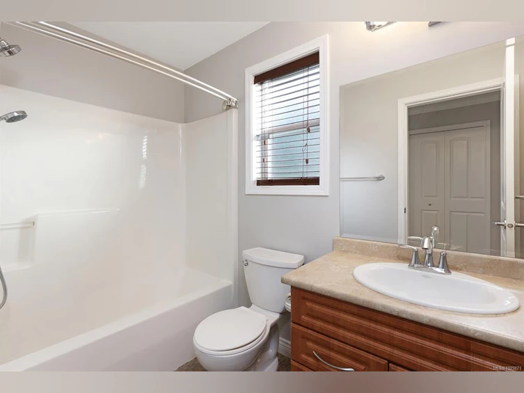 3367 First Street, Cumberland, BC, V0R 1S0 - 30