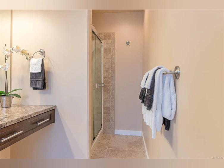1762 Martini Way, Qualicum Beach, BC, V9K 2S3 - 30