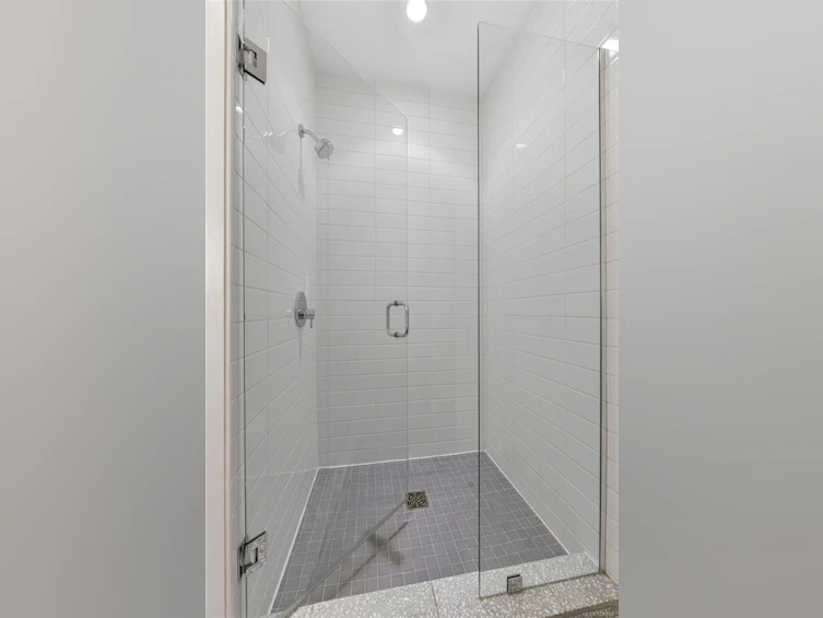 602-770 Fisgard Street, Victoria, BC, V8W 0B8 - 49