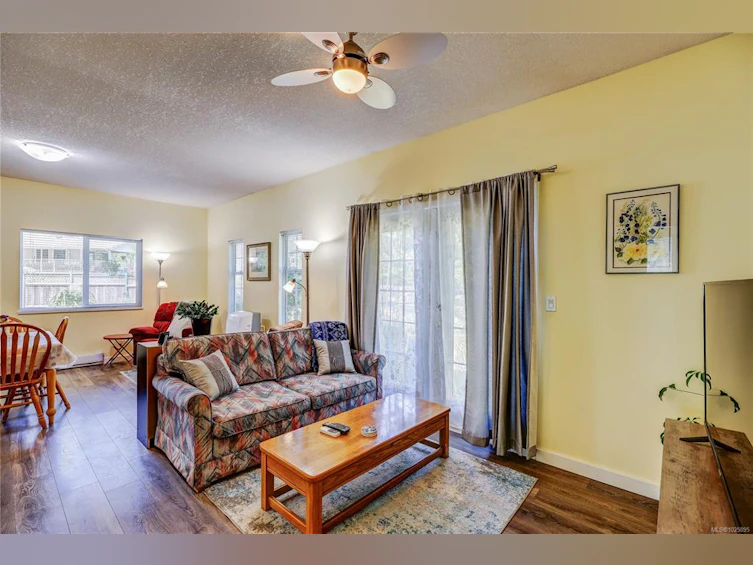 4840 Blue Heron Drive, Bowser/Deep Bay, BC, V0R 1G0 - 50