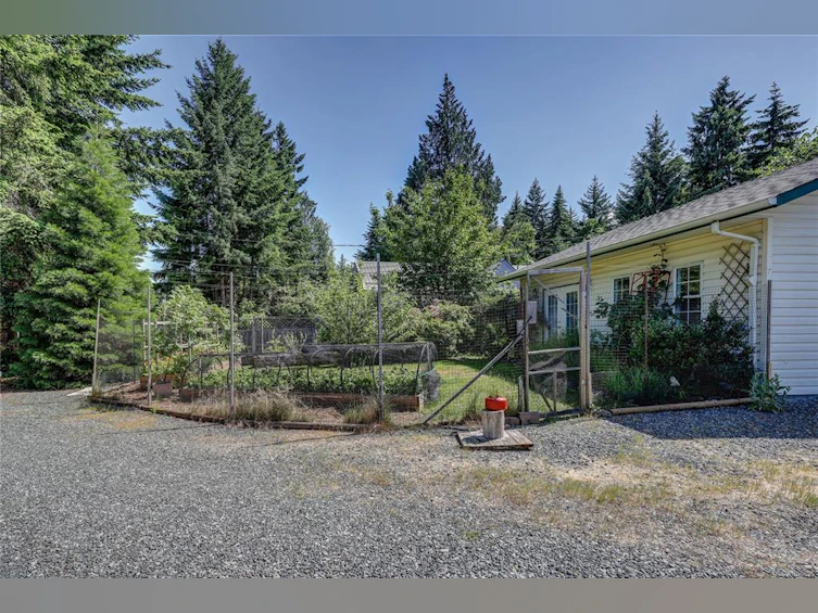 4840 Blue Heron Drive, Bowser/Deep Bay, BC, V0R 1G0 - 64