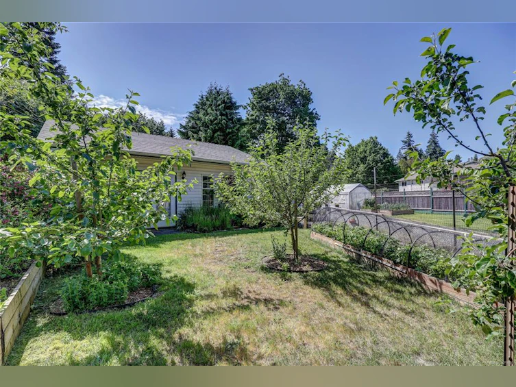 4840 Blue Heron Drive, Bowser/Deep Bay, BC, V0R 1G0 - 61
