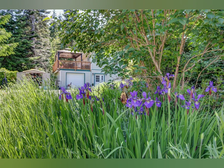 4840 Blue Heron Drive, Bowser/Deep Bay, BC, V0R 1G0 - 14