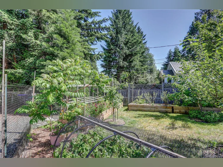 4840 Blue Heron Drive, Bowser/Deep Bay, BC, V0R 1G0 - 56