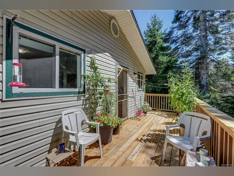 4840 Blue Heron Drive, Bowser/Deep Bay, BC, V0R 1G0 - 35