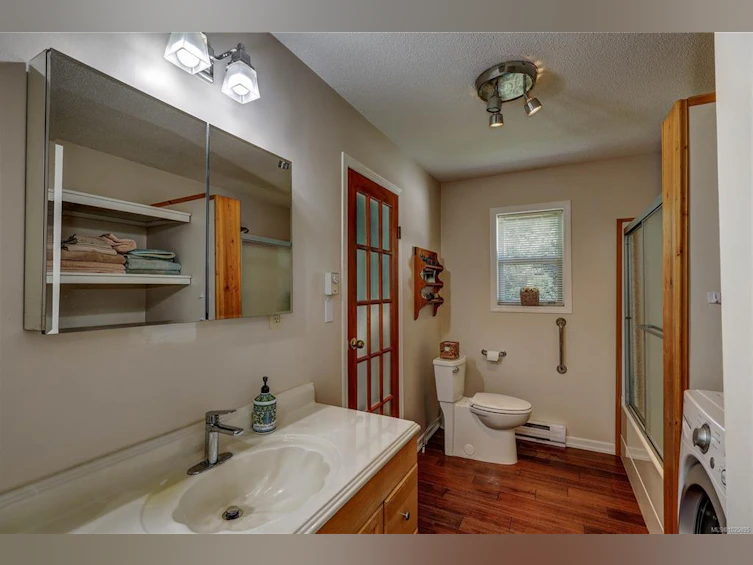 4840 Blue Heron Drive, Bowser/Deep Bay, BC, V0R 1G0 - 20