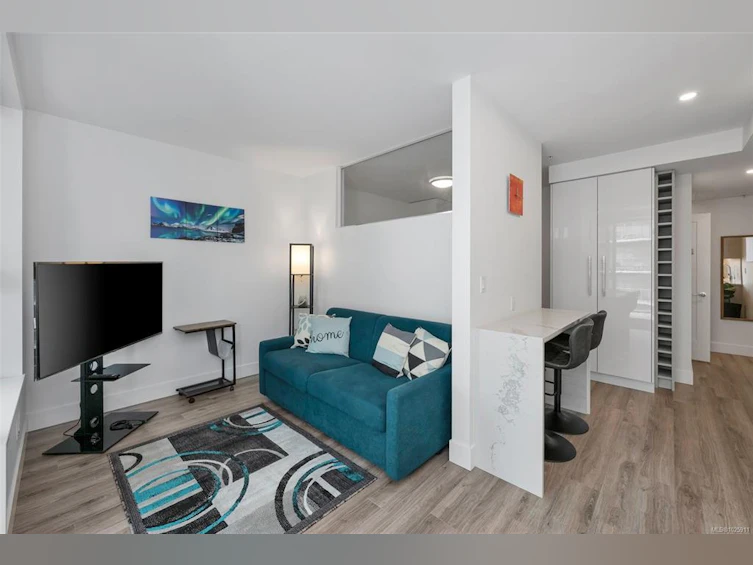 709-777 Herald Street, Victoria, BC, V8T 0C7 - 8