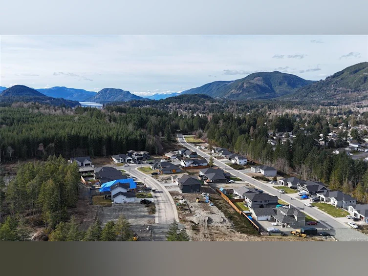 159 Maplewood Rise, Lake Cowichan, BC, V0R 2G0 - 2