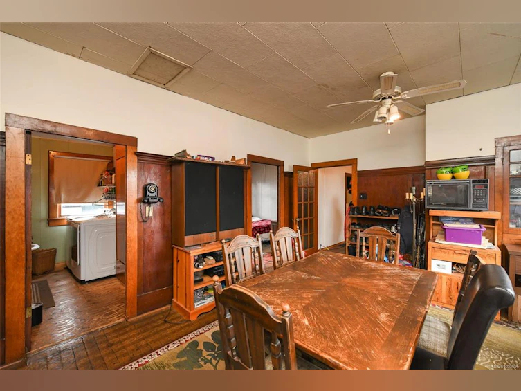 2745 Derwent Avenue, Cumberland, BC, V0R 1S0 - 12