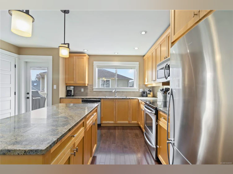 13-4583 Wilkinson Road, Saanich, BC, V8Z 5C3 - 12