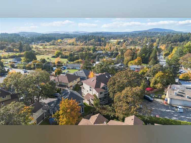 13-4583 Wilkinson Road, Saanich, BC, V8Z 5C3 - 48