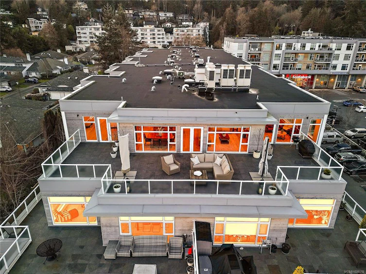 410-5118 Cordova Bay Road, Saanich, BC, V8Y 2K5 - 2
