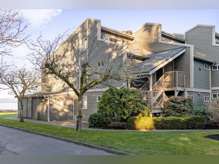208-3295 W Island Highway, Qualicum Beach, BC, V9K 2C6 - 3