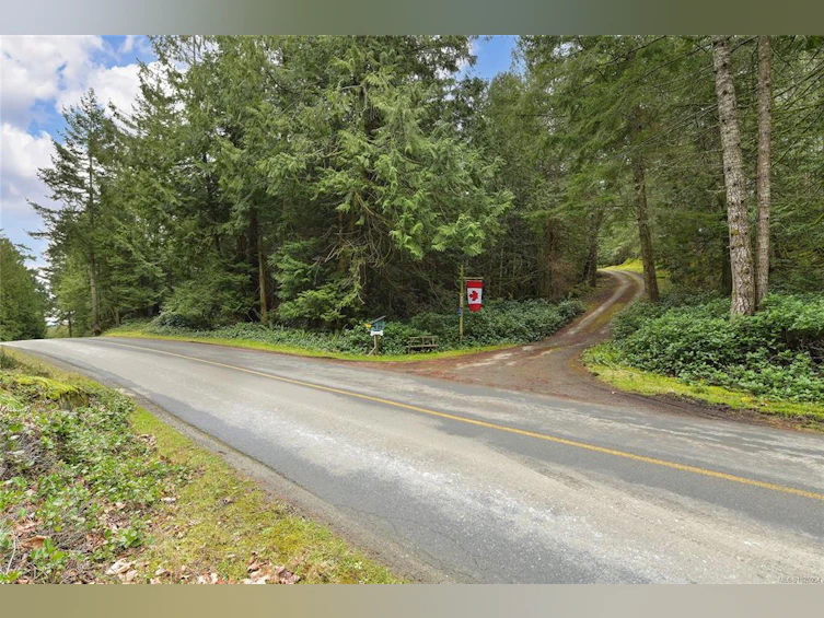 370 Campbell Bay Road, Mayne Island, BC, V0N 2J1 - 78